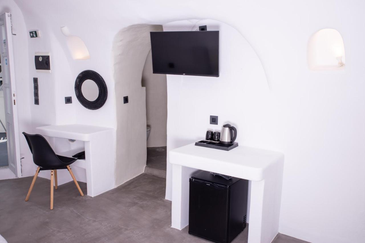 White Cave Oia