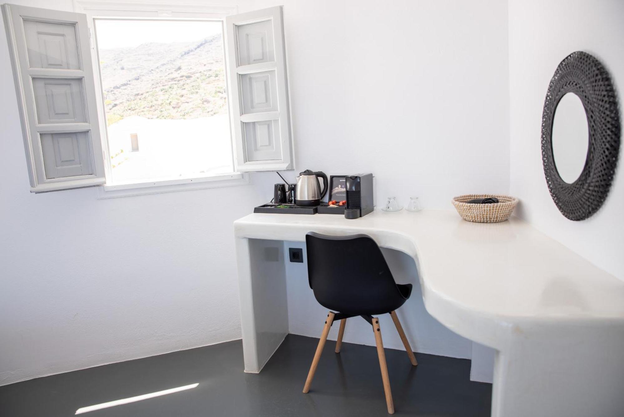 Hotel apartamentowy White Cave