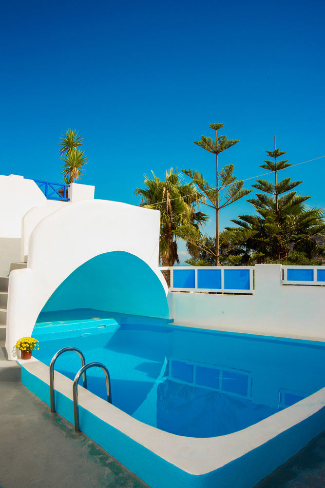 Hotel apartamentowy White Cave 3*